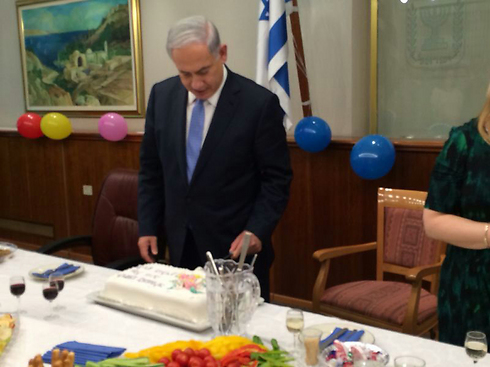 Netanyahu celebrates birthday with Likud ministers 