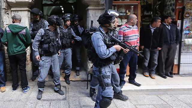Security forces stand guard in Jerusalem as tensions running high in capital (Photo: Gil Yohanan) (Photo: Gil Yohanan)