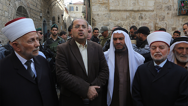 MK Ahmad Tibi at the Temple Mount (Photo: Gil Yohanan)