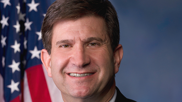 Switchabout: Brad Schneider lost his seat to Dold, whom he defeated in 2012 (Photo: Courtesy of US Congress)  (Photo: Courtesy of US Congress)