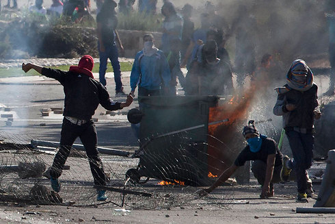 Rioting in Kafr Kanna (Photo: AP)