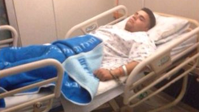 Nur a-Din Hashiya, the 18 year-old terrorist who stabbed a soldier in Tel Aviv on Monday, is being treated at Sourasky Medical Center in Tel Aviv while handcuffed to bed. 