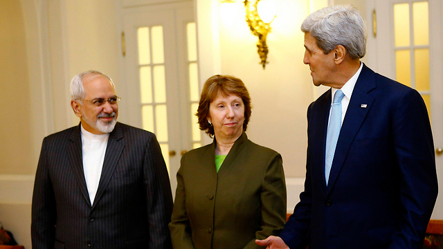 Iran's Zarif (L), EU's Ashton (C) and John Kerry (R) (Photo: Reuters)