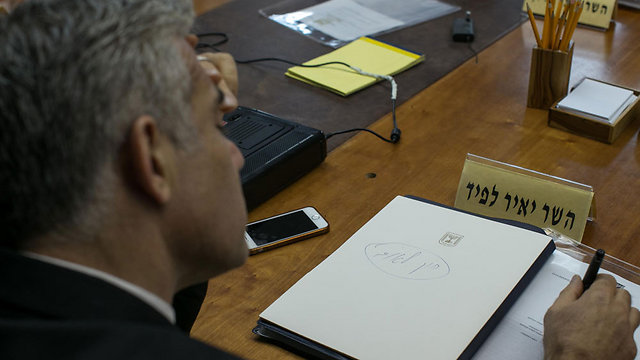 Yesh Atid Chairman Yair Lapid (Photo: Ohad Zwegenberg)