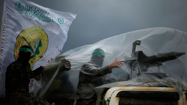 Keeping their powder dry. (Photo: Reuters) (Photo: Reuters)