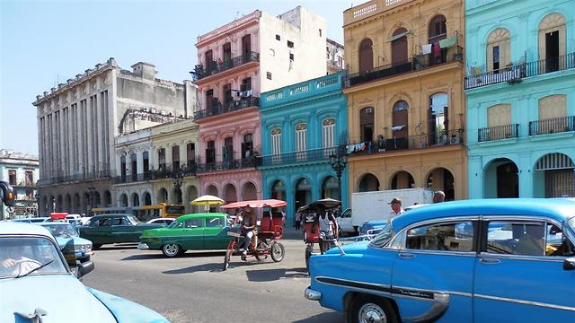 תמונת רחוב טיפוסית בקובה (צילום: יוסף (ג'קסי) ג'קסון) (צילום: יוסף (ג'קסי) ג'קסון)