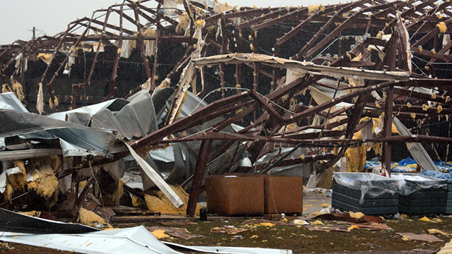 הרס כבד ליד קולמביה, מיסיסיפי (צילום: AP) (צילום: AP)