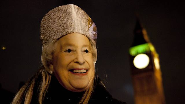 גם המלכה הגיעה לחגיגות בלונדון (צילום: EPA) (צילום: EPA)