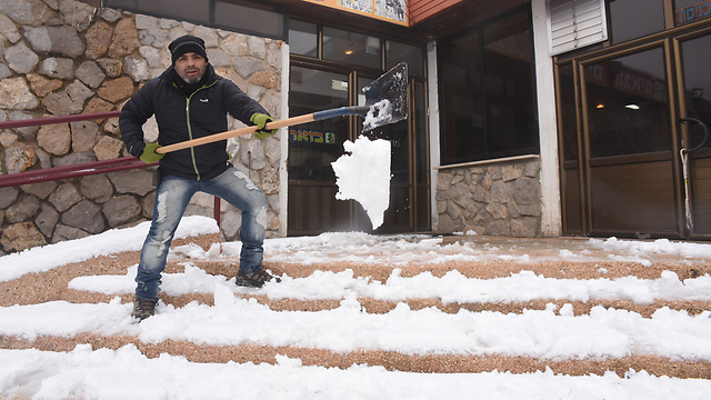 Preparing the Mount Hermon ski site (Photo: Aviyahu Shapira)