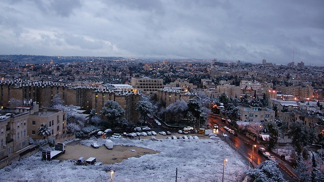 Jerusalem under snow (Photo: Natai Paslev)