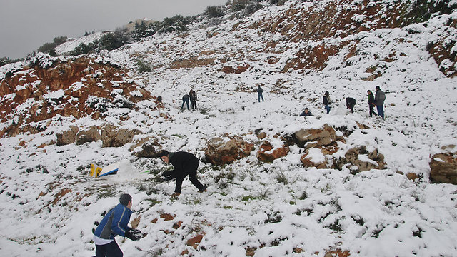 Snow-fights in Bethlehem (Photo: Ofer Meir)