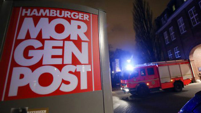 צוות כיבוי אש במערכת העיתון "המבורגר מורגנפוסט" ()