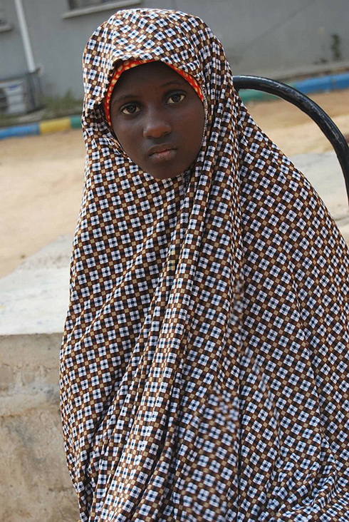 זראהאו בבאנגידה. נערה ניגרית שאולצה לבצע פיגוע התאבדות וברחה (צילום: AP) (צילום: AP)