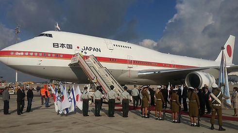 מטוס ראש ממשלת יפן בנתב"ג. טיסה היסטורית ()