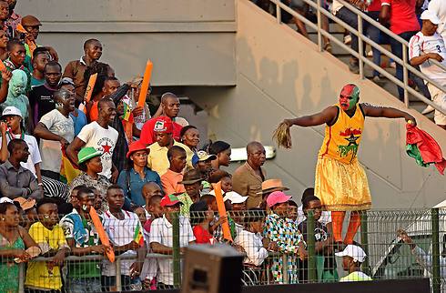 אוהדי נבחרת גאנה באיצטדיון (צילום: AFP) (צילום: AFP)
