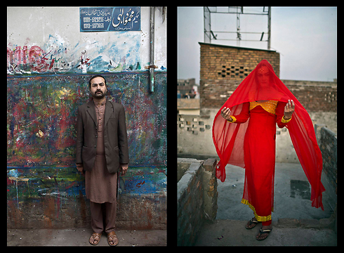 וואסים אכרם, בן 27, כגבר - וכגבר בבגדי אישה (צילום: AP) (צילום: AP)