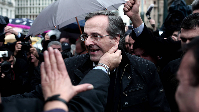 סמאראס. ניסה לדחוף לבחירות לנשיאות ונכשל (צילום: AFP) (צילום: AFP)