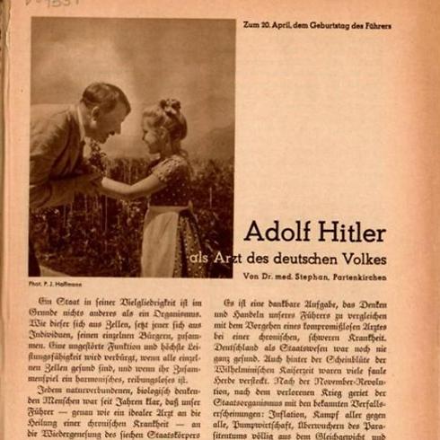 "אדולף היטלר בתור רופאו של העם הגרמני". פרסומת משנת 1935. (צילום: באדיבות מוזיאון בית לוחמי הגטאות) (צילום: באדיבות מוזיאון בית לוחמי הגטאות)