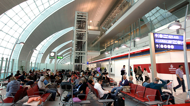 נמל התעופה הבינלאומי בדובאי, העמוס בעולם (צילום: AP) (צילום: AP)