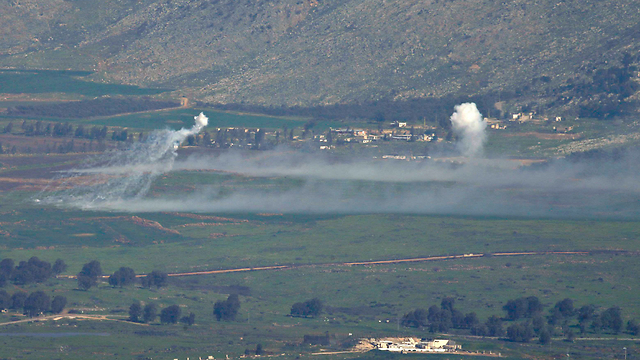 IDF responds with fire into Lebanon (Photo: Reuters)