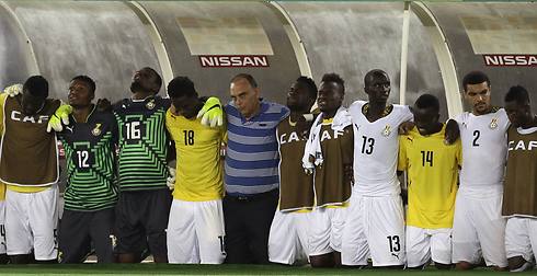 זינוק של 12 שלבים. נבחרת גאנה (צילום: AP) (צילום: AP)