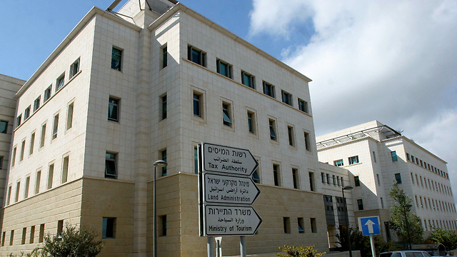 בניין רשות המיסים (צילום: אלכס קולומויסקי) (צילום: אלכס קולומויסקי)