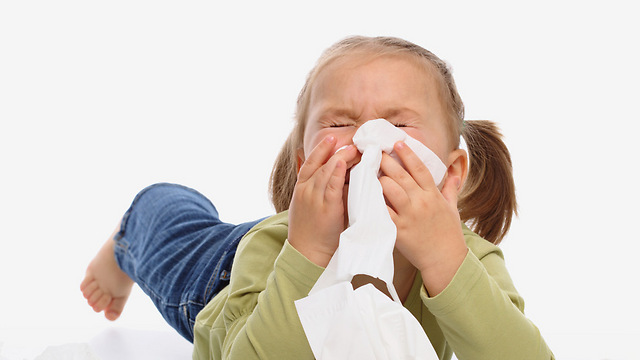 השאירו את הילדים החולים בבית. מניעת מחלות חורף (צילום: shutterstock) (צילום: shutterstock)