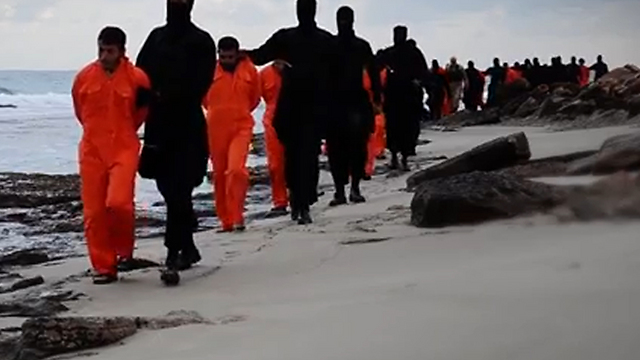 ISIS video of Egyptian Copts' execution in Libya