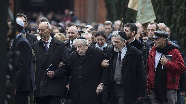 Funeral of Dan Uzan. (Photo: AFP)