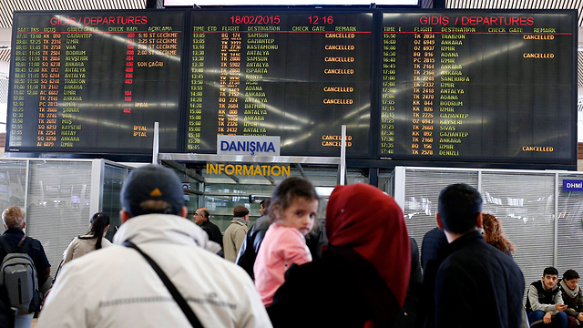 שדה התעופה באיסטנבול. בדקו לפני שתטוסו (צילום: EPA) (צילום: EPA)