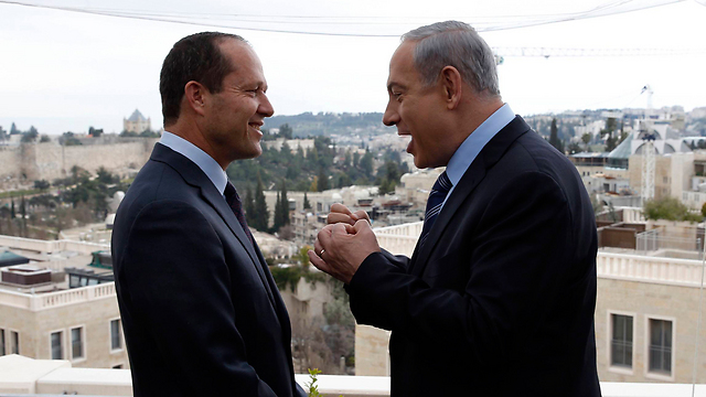 Netanyahu made public promise to Barkat not to appoint Jerusalem affairs minister (Photo: Reuters)
