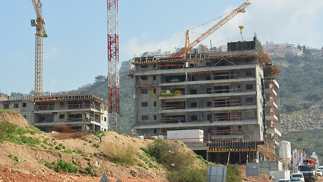 בנייה בחיפה. 81% מסך הדירות בעיר עדיין ללא ממ"ד (צילום: ג'ורג' גינסברג) (צילום: ג'ורג' גינסברג)