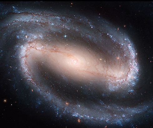 Galaxy NGC 1300 in a photo taken by the Hubble telescope (Photo: NASA)