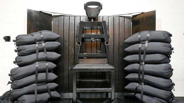 כיסא של נידון למוות בכיתת יורים ביוטה (צילום: AP) (צילום: AP)