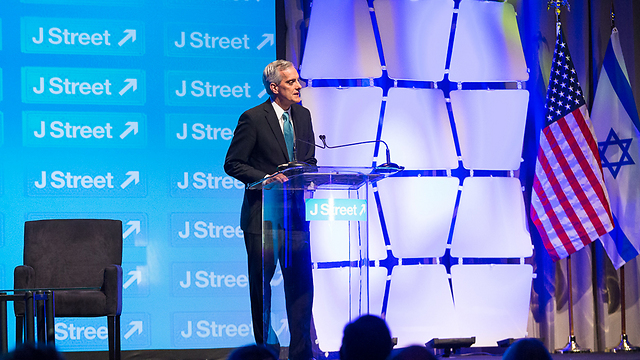 J Street conference. A significant part of US Jews embrace President Obama although he favors the enemies of the Jewish state (Photo: Moshe Zusman) 