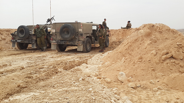IDF troops near Egypt border (Photo: Roee Idan) (Photo: Roee Idan)