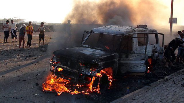 Battles in Aden (Photo: EPA)