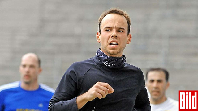 הטייס אנדראס לוביץ. השתתף בחצי מרתון ב-2013 ()
