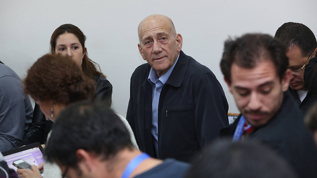 Former PM Ehud Olmert in court: (Photo: Gil Yohanan)