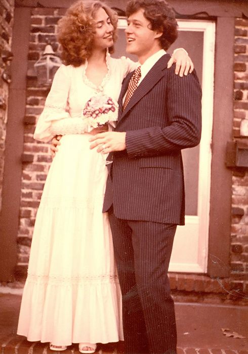 בחתונה עם ביל קלינטון, אוקטובר 1975 ()
