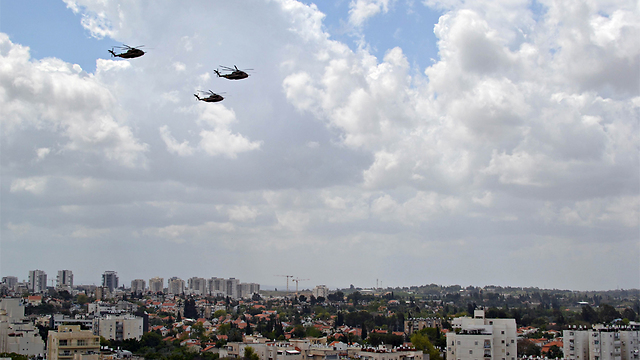 IAF planes over Rehovot (Photo: Ari Ringer) (Photo: Itay Ringer)