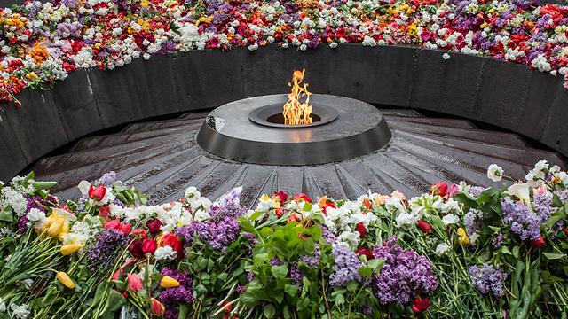 Eternal flame seen last month at the ceremony marking a century since the genocide (Photo: gettyimages)