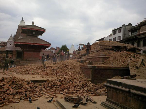 תמונות ההרס שנפוצו בטוויטר אחרי רעש האדמה ()