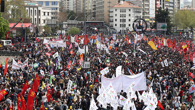 אירוע 1 במאי המרכזי באנקרה, טורקיה (צילום: AFP) (צילום: AFP)