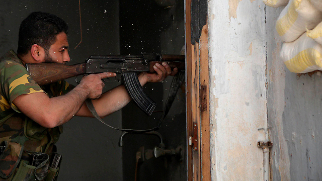 הצבא הסורי מתקשה מול כוחות המורדים המאוחדים. חלב (צילום: רויטרס) (צילום: רויטרס)