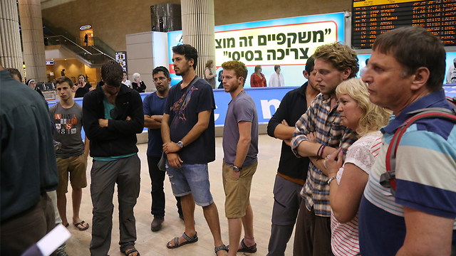 Or Asraf's friends return to Israel (Photo: Motti Kimchi)