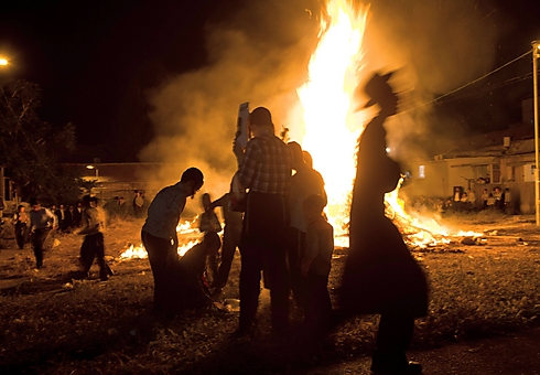 Lag BaOmer bonfire (Photo: AFP)