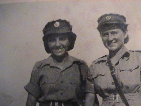 משמאל: סוניה גלמן, לימים סוניה פרס ז"ל (צילום: מוזיאון הלוחם היהודי) (צילום: מוזיאון הלוחם היהודי)