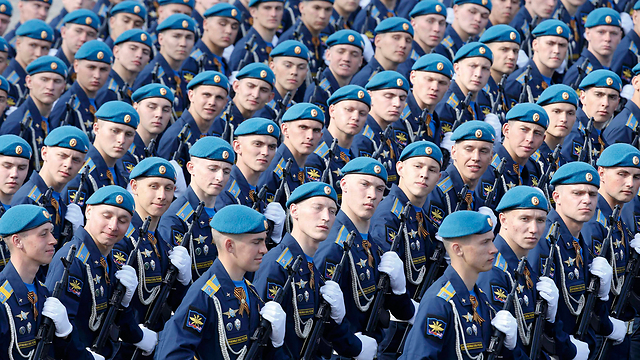 Russian ceremonial unit soldiers stand at the beginning of the Victory Day parade at Red Square in Moscow, Russia (Photo: Reuters) (Photo: Reuters)