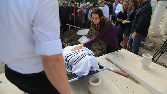 מאיה קדישמן נפרדת מאביה (צילום: ירון ברנר) (צילום: ירון ברנר)